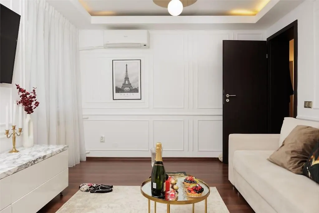 Little Paris Boutique Apartamento Bucareste 0*,  Roménia